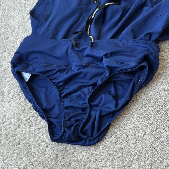 Nike Women’s Y Running Shorts | Lightweight & Breathable | Size Small | Blue - Picture 4 of 8